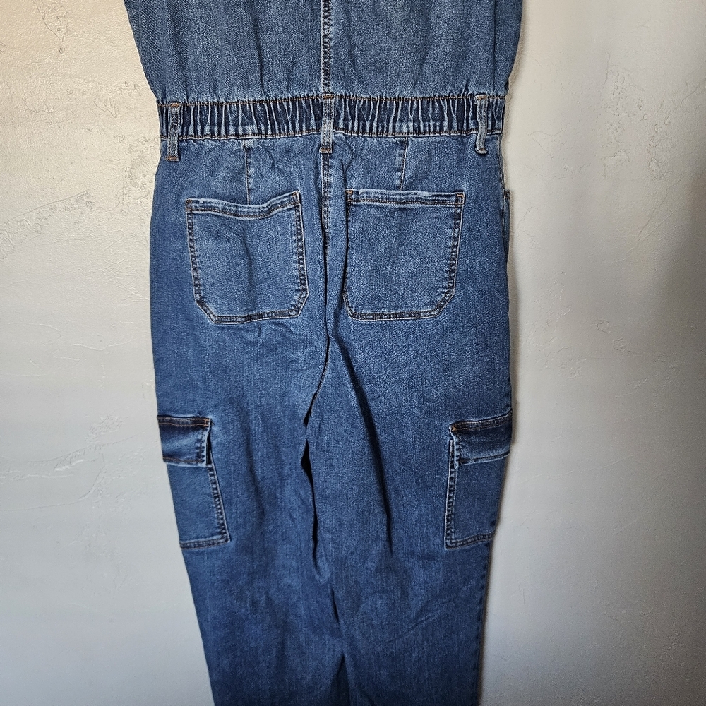 Celebrity Pink Women's Medium Denim Blue Jumpsuit Short Sleeve Cuffed Hem Cargo - Picture 7 of 8